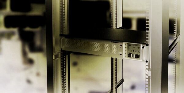 Modator 2U Rackmount System cover